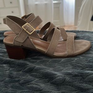 Steve Madden Suede Sandal